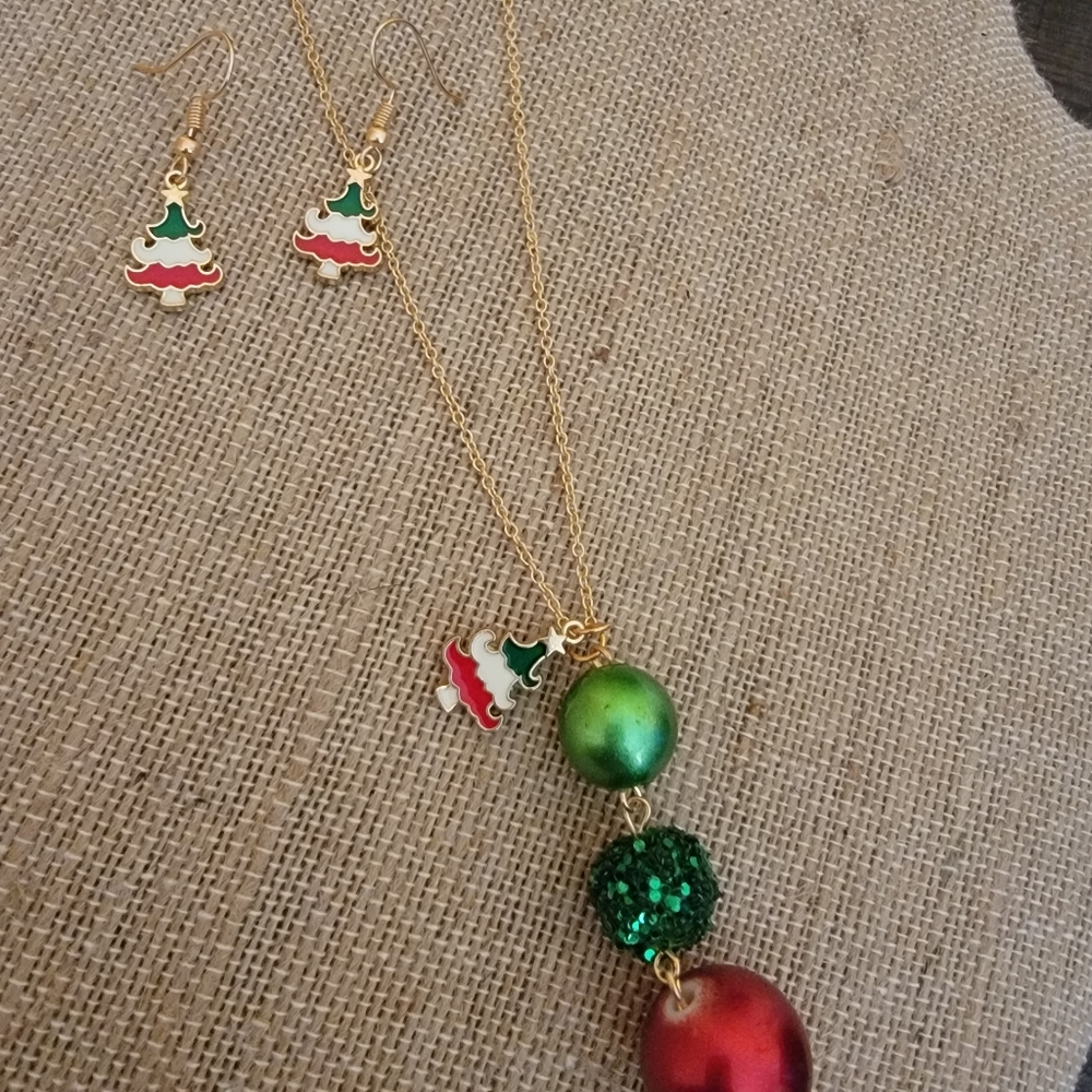 CHRISTMAS 🎄 TRESS & BALLS NECKLACE WITH EARRINGS SET